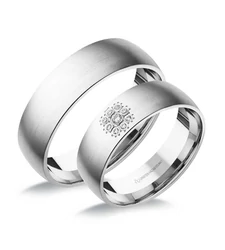 UH193B KARIKAGYŰRŰ GYÉMÁNT KÖVEKKEL UH193B KARIKAGYŰRŰ GYÉMÁNT KÖVEKKEL